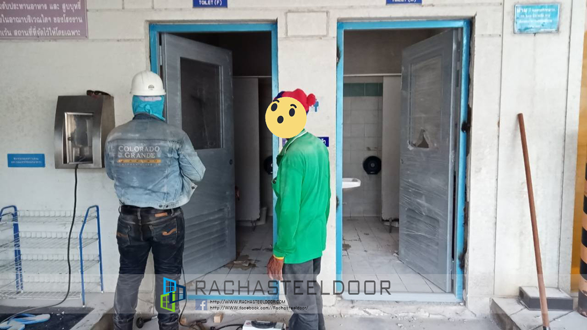 Toilet Door 3